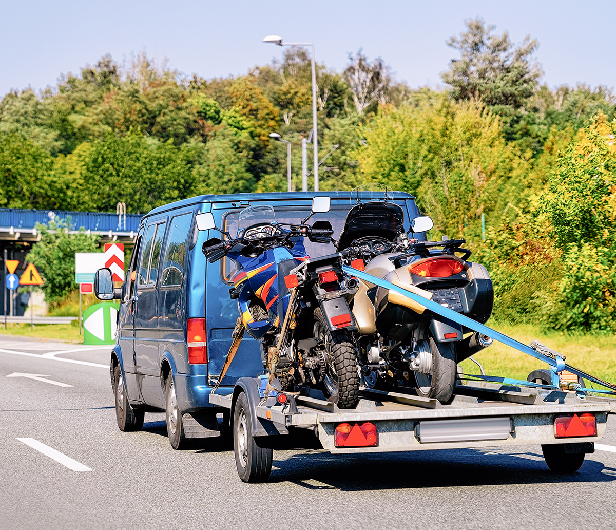 metafora-motosikletas-home